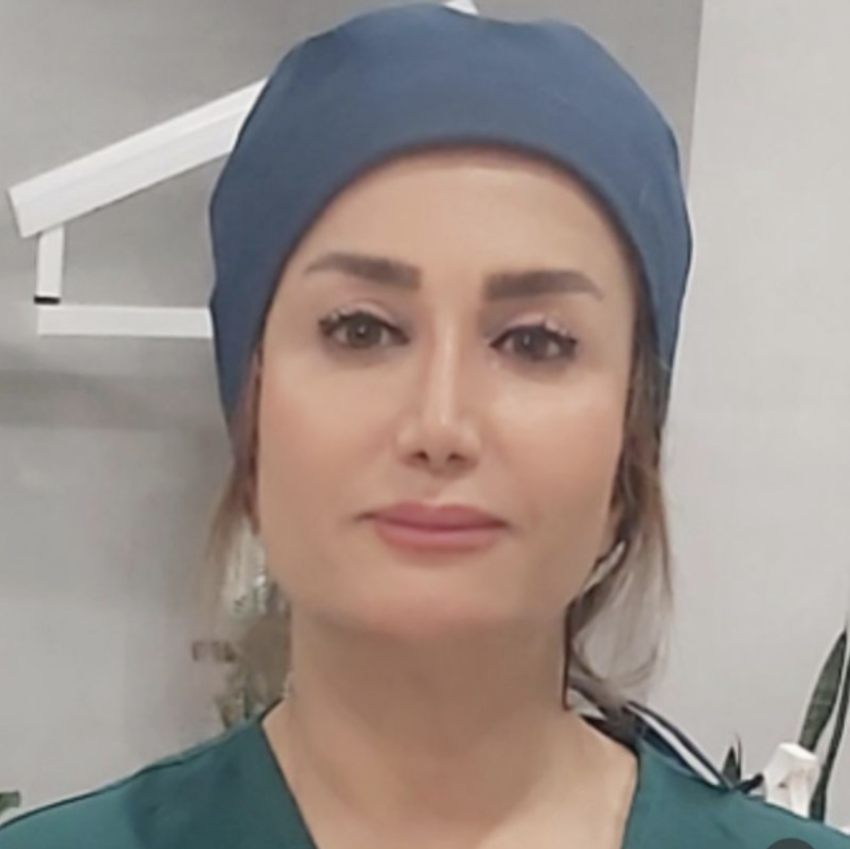 دکتر میترا نورلو